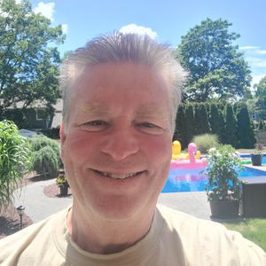 Robert Lavin